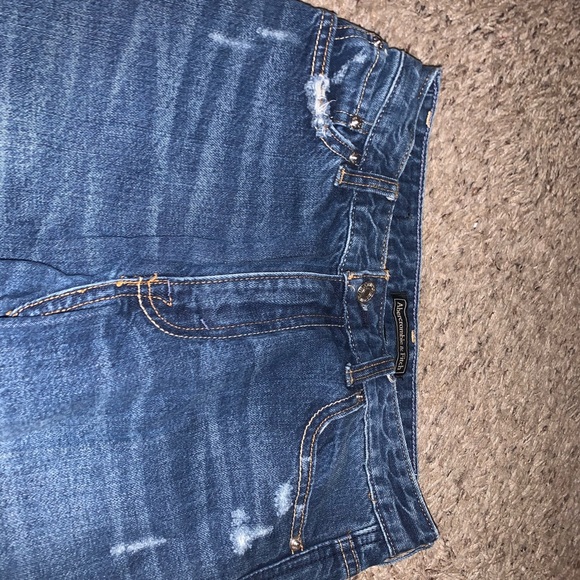 Abercrombie Boyfriend Jeans (Women) - Picture 4 of 8